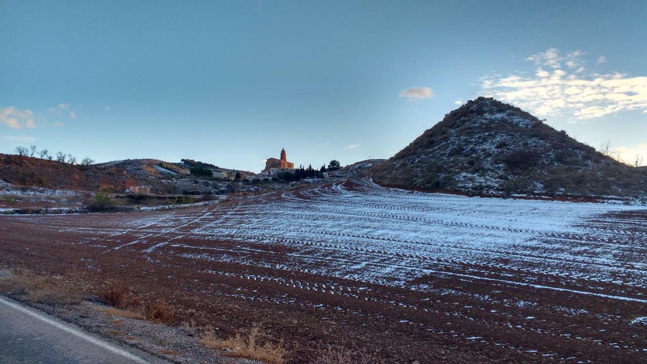 הוילה Olvés Casa Isabel מראה חיצוני תמונה